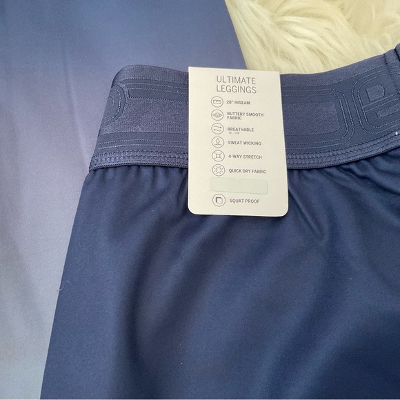 PINK Victoria’s Secret Ultimate High Waist Leggings - NWT - Medium - Midnight - Picture 11 of 11